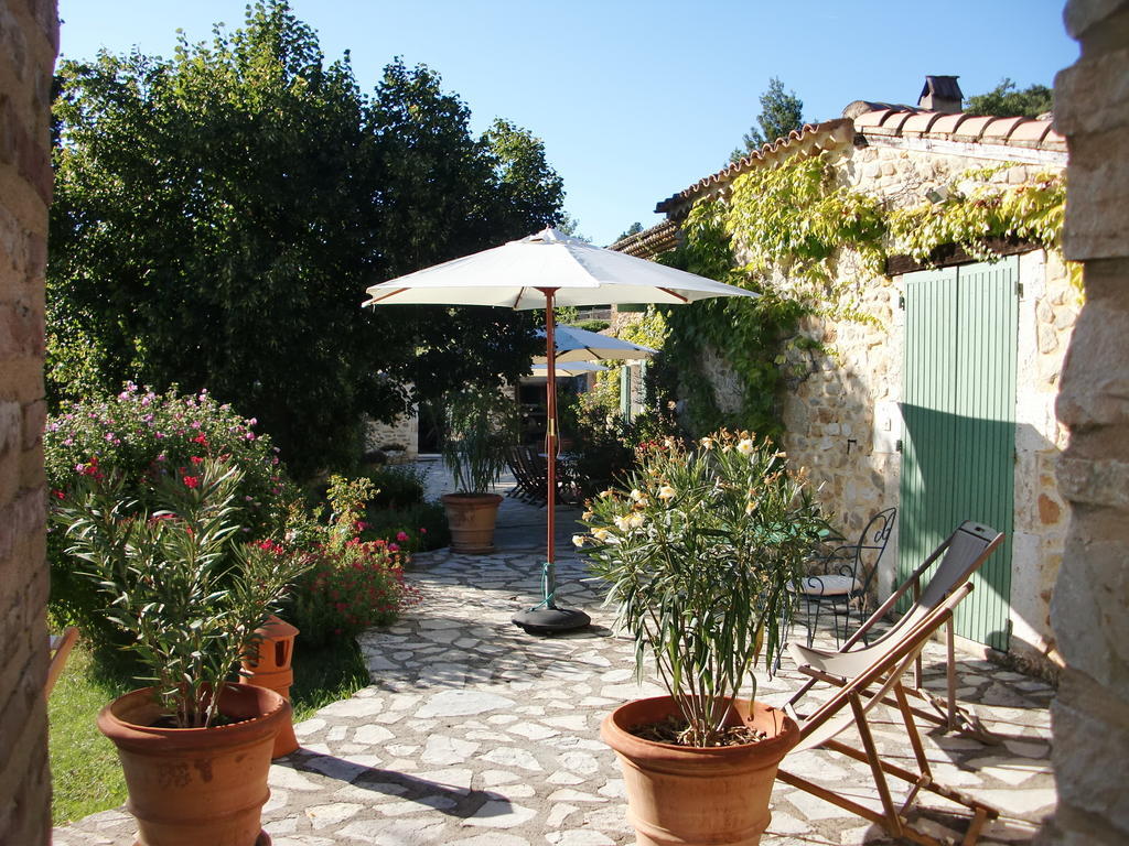 La Pacha Bed & Breakfast Saint-Montan ภายนอก รูปภาพ
