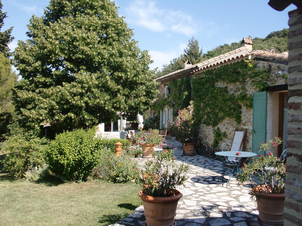 La Pacha Bed & Breakfast Saint-Montan ภายนอก รูปภาพ